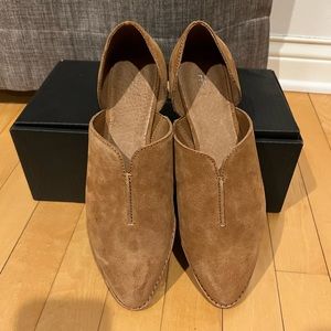 Nolan Seam D'Orsay Caramel / 7.5 Frye beautiful leather flats